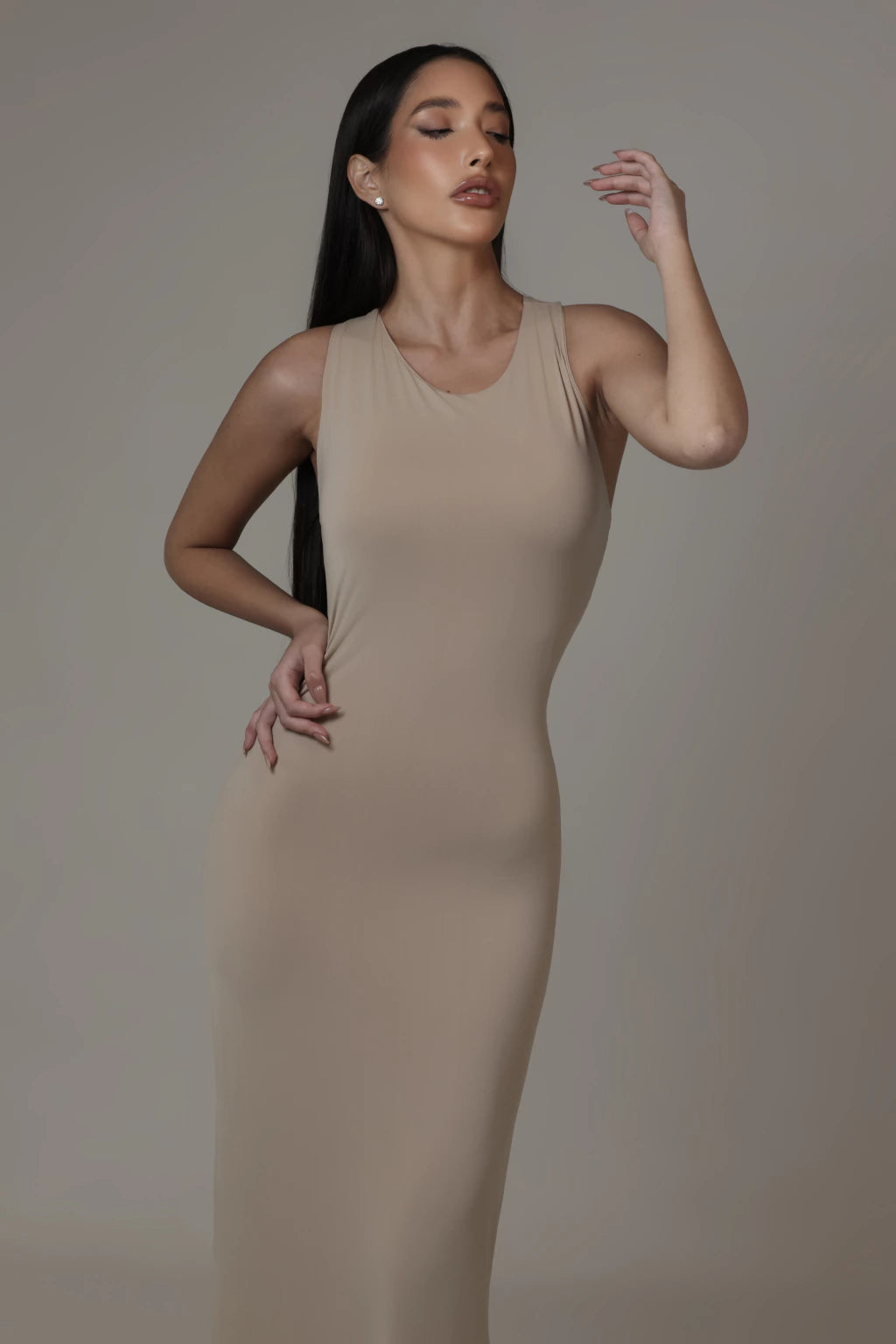 Vestido longo decote nadador - Nude Claro